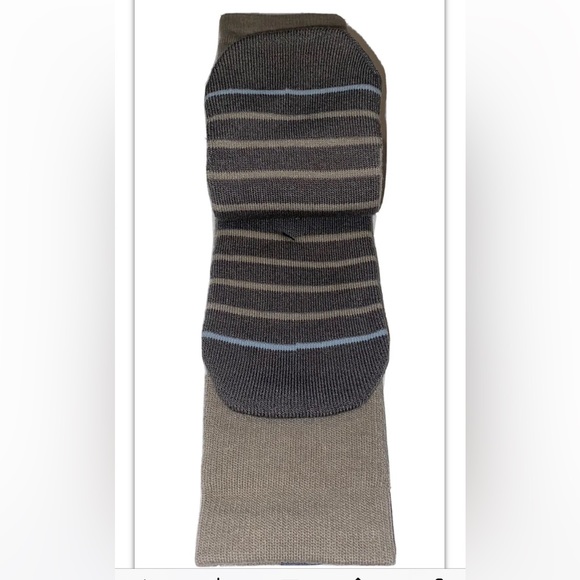 UA Under Armour Hitch Rugged Boot Crew Socks 1 Pair Men 4-8 Wmn 6-9 Brown w Logo - Picture 8 of 12